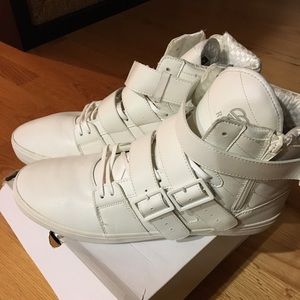 Radii Straight Jacket